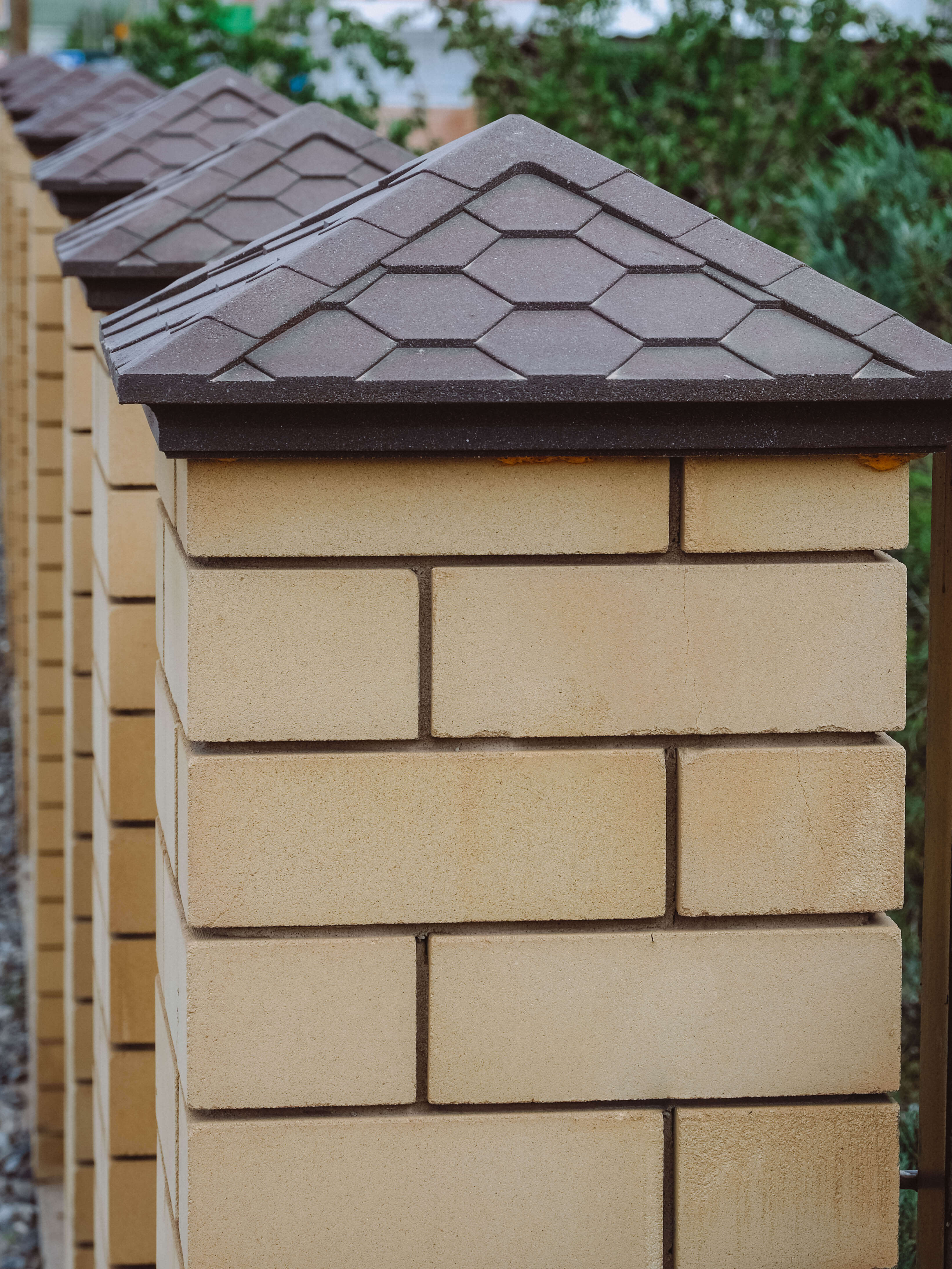 Колпак Zking Эверест Коричневый на столб 1.5х1.5 кирпича (390х390мм) в Мичуринске фото